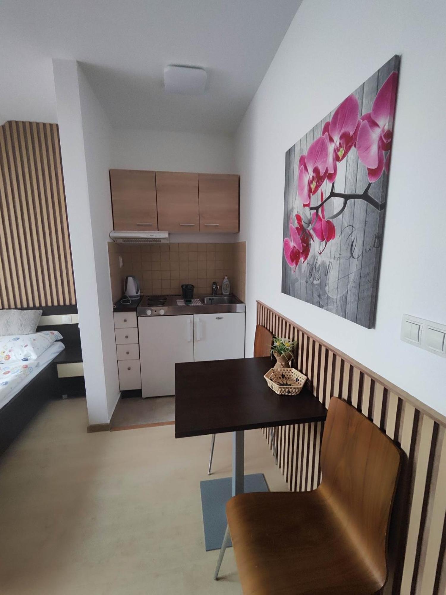 Apartman Pohoda Besenova Luaran gambar